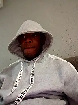 Snapshot of Dioromhlophe chatting on 05-22-26, 06:28 Dioromhlophe online show from 05-22-26, 06:28