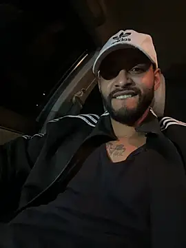 Snapshot of bigblack0111 chatting on 06-24-26, 02:10 bigblack0111 online show from 06-24-26, 02:10