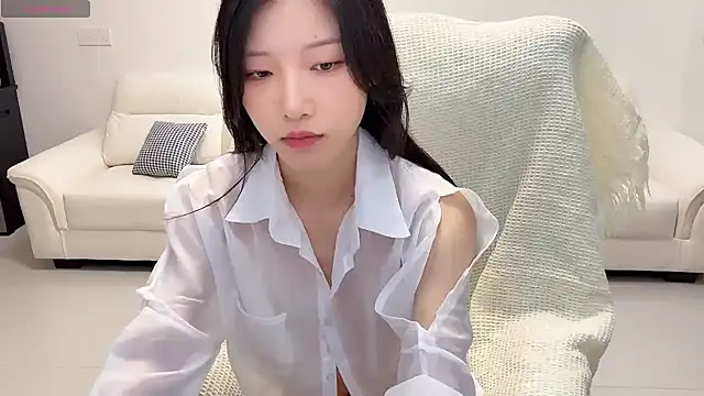 Snapshot of jiajia_girl chatting on 06-26-26, 03:29 jiajia girl online show from 06-26-26, 03:29