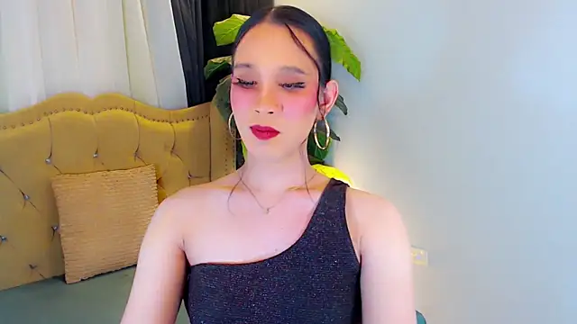 LexiLoreOnTop online show from 06-12-26, 04:21