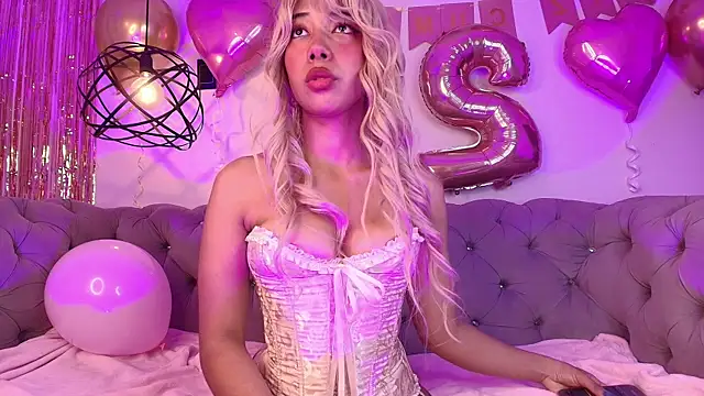 Jedah meow online show from 07-12-26, 05:19