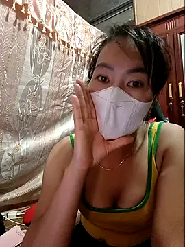 Yuy sexyy online show from 06-17-26, 08:08