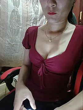 Yuy sexyy online show from 06-17-26, 07:19