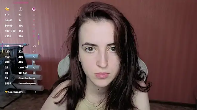 Snapshot of reaissss chatting on 06-27-26, 05:46 reaissss online show from 06-27-26, 05:46