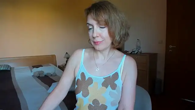 SummerLiza online show from 06-18-26, 03:28
