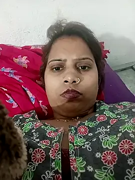 Pooja578 online show from 05-25-26, 07:34