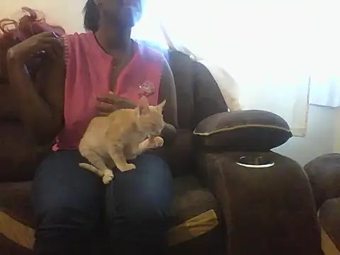 cynthiacb254 online show from 05-22-26, 12:36