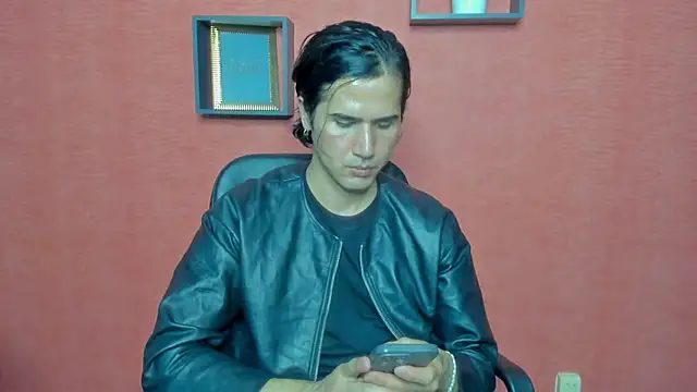 AaronWells online show from 06-11-26, 04:26