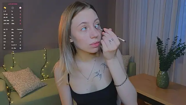 BlondeKelly online show from 06-14-26, 05:14