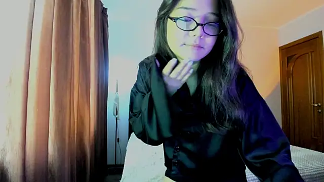 milana marttt online show from 06-05-26, 06:52