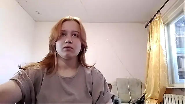Snapshot of PolyaMilk chatting on 06-07-26, 02:44 PolyaMilk online show from 06-07-26, 02:44
