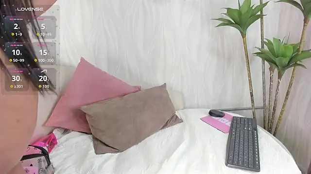 Snapshot of natalie_fox__ chatting on 07-03-26, 11:39 natalie fox online show from 07-03-26, 11:39