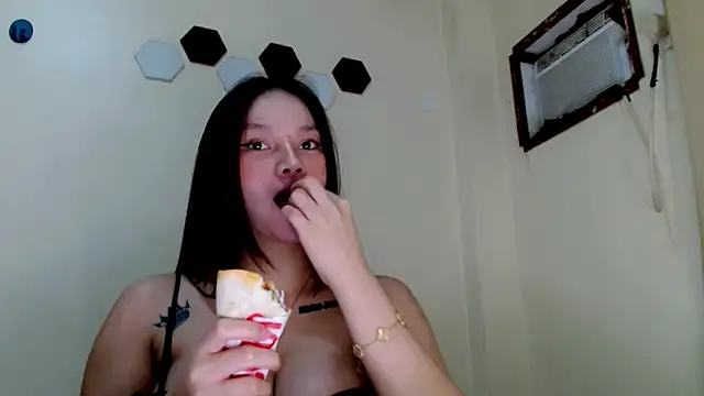 slutty anna29 online show from 06-03-26, 03:17