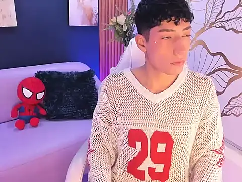 Snapshot of Adann_Scott chatting on 07-18-26, 12:36 Adann Scott online show from 07-18-26, 12:36