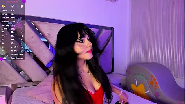 Elena Tylor online show from 06-16-26, 08:09
