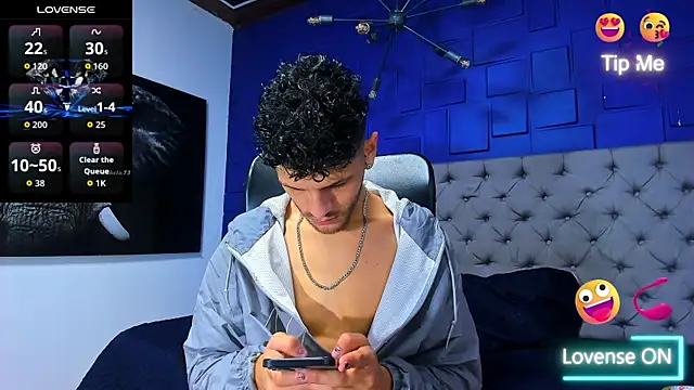 CHRIS GREY online show from 07-10-26, 03:34
