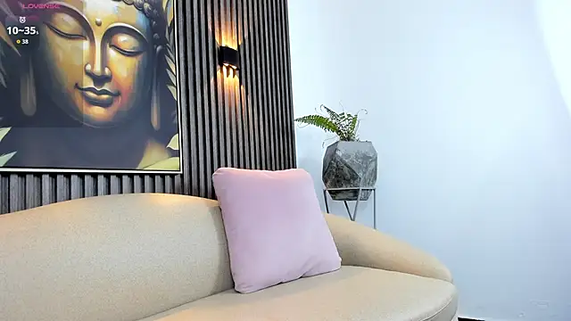 dalilaa   online show from 06-26-26, 04:13