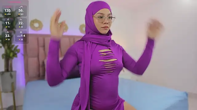 dalilaa   online show from 05-27-26, 04:14