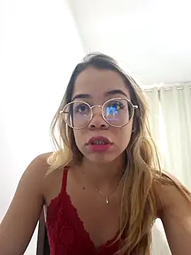 Snapshot of branquinhahot353 chatting on 05-23-26, 04:06 branquinhahot353 online show from 05-23-26, 04:06