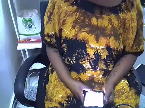 Snapshot of Tooprettygurl chatting on 07-12-26, 06:53 Tooprettygurl online show from 07-12-26, 06:53
