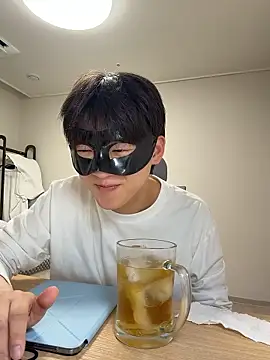 k-kinky online show from 06-15-26, 03:44