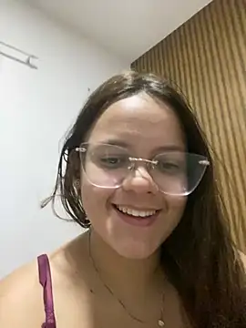 Laryssinha 69 online show from 06-28-26, 02:51