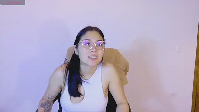 adaira31 online show from 06-20-26, 01:32
