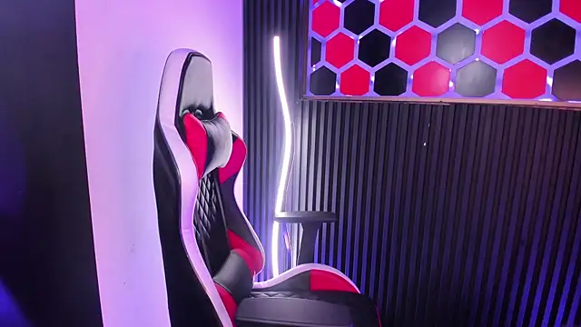 SantyFoxxs online show from 06-28-26, 03:46