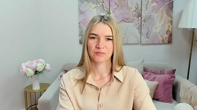 RoxyReignn online show from 07-05-26, 08:59