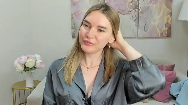 RoxyReignn online show from 06-11-26, 12:32