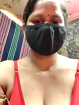 Hot rie92 online show from 05-29-26, 01:11