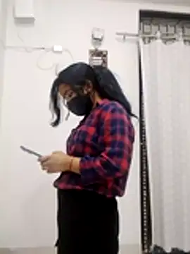 Snapshot of Jaya_5 chatting on 07-06-26, 04:53 Jaya 5 online show from 07-06-26, 04:53