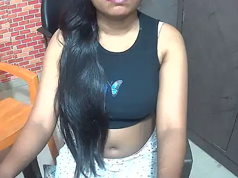 Snapshot of shallykaul chatting on 05-31-26, 04:40 shallykaul online show from 05-31-26, 04:40