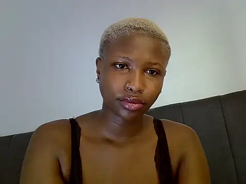 Snapshot of Barbianaa671 chatting on 06-25-26, 03:59 Barbianaa671 online show from 06-25-26, 03:59