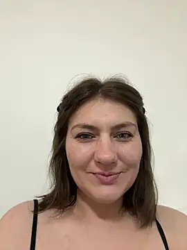 babyella13 online show from 06-18-26, 07:19