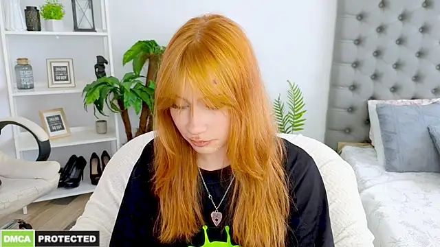 Fleur Fox online show from 07-16-26, 09:28