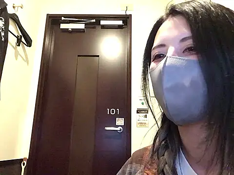 Snapshot of rina-rina0523 chatting on 05-24-26, 01:22 rina-rina0523 online show from 05-24-26, 01:22