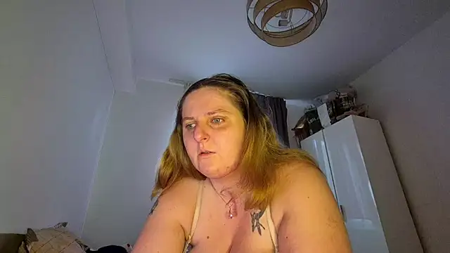 Snapshot of JessicaBake chatting on 07-07-26, 05:10 JessicaBake online show from 07-07-26, 05:10