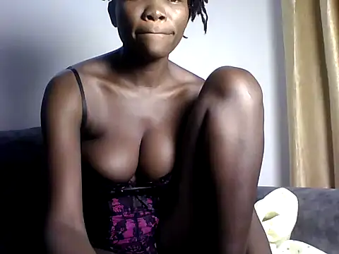 Snapshot of sexypie254 chatting on 07-09-26, 12:00 sexypie254 online show from 07-09-26, 12:00