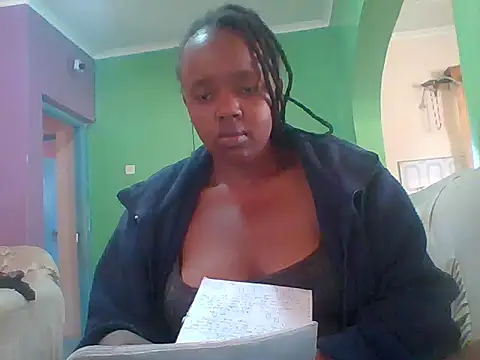 Snapshot of Daddysexyslut chatting on 06-03-26, 06:36 Daddysexyslut online show from 06-03-26, 06:36