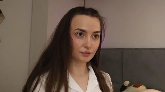 ChloeMeoow online show from 06-19-26, 08:36