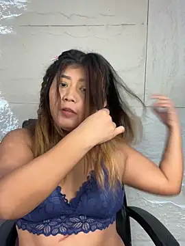 Snapshot of LyraMilano chatting on 06-03-26, 12:39 LyraMilano online show from 06-03-26, 12:39