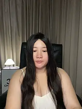Luckysisi-s online show from 05-31-26, 01:50