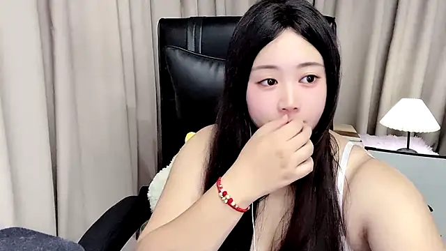 Luckysisi-s online show from 06-22-26, 03:25
