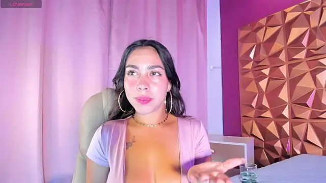 Mailynbusty online show from 07-17-26, 01:08