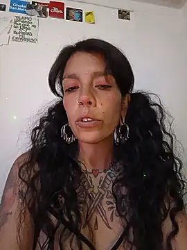 SweetVenomMilf online show from 06-03-26, 04:55