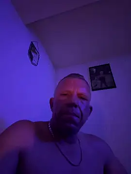 Snapshot of FuckBoy1984 chatting on 05-23-26, 11:04 FuckBoy1984 online show from 05-23-26, 11:04