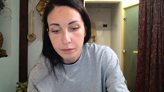 BouncySweety online show from 06-17-26, 07:46