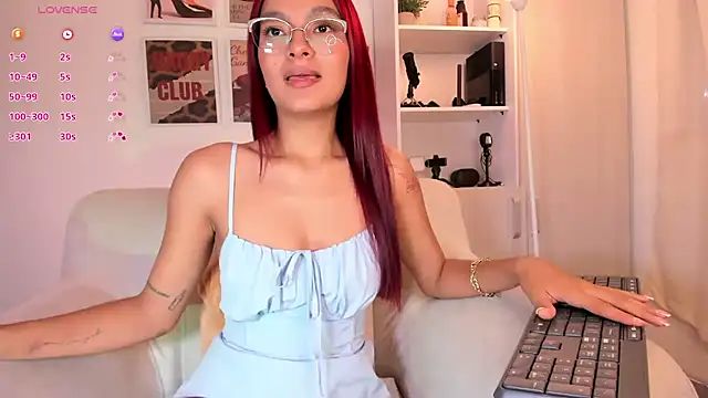 Nathaly  1 online show from 06-08-26, 05:08