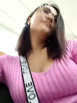 DaniRivers  online show from 06-17-26, 02:38